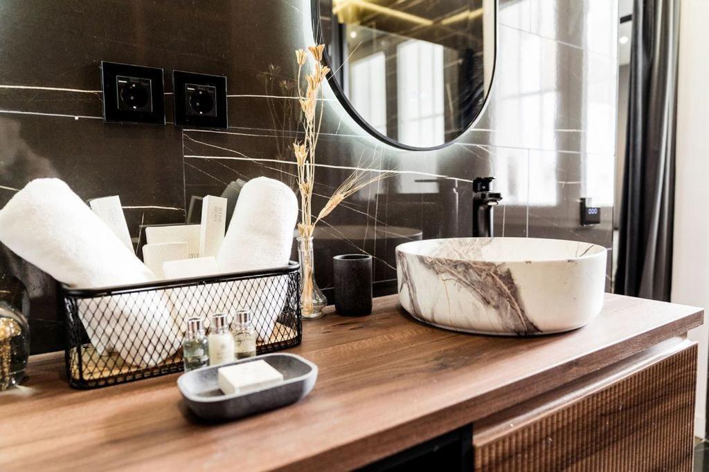 Luxury And Elegant Apartment Μαδρίτη Εξωτερικό φωτογραφία